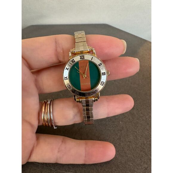 Designer Look Watch - Picture 5 of 6